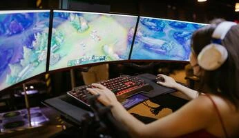 Kursus E-Sport Raya School Kursus E-Sport Raya School