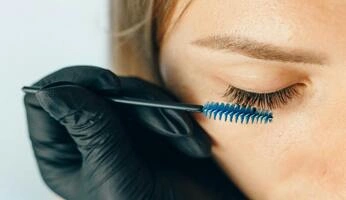 Kursus Eyelash Raya School Terbaik di Jakarta Kursus Eyelash Raya School Terbaik di Jakarta