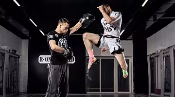Kursus Kickboxing Raya School Kursus Kickboxing Raya School
